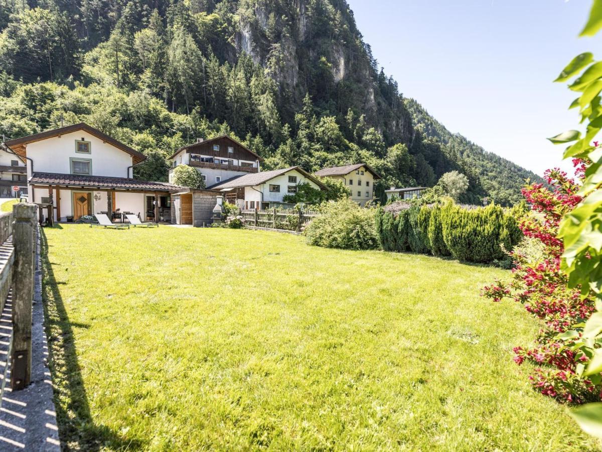 Holiday Home, Штрас-им-Циллерталь Экстерьер фото