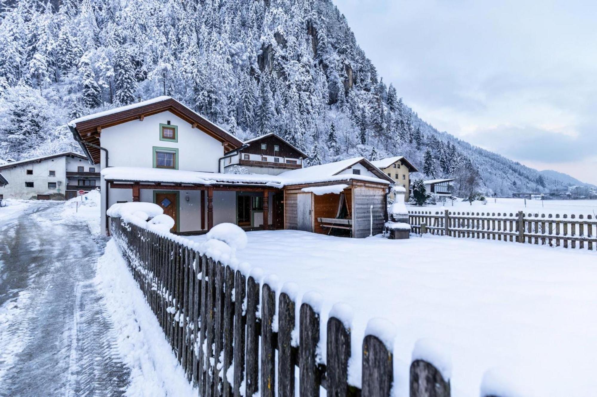 Holiday Home, Штрас-им-Циллерталь Экстерьер фото